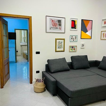 Casa Mires Appartamento Napoli Esterno foto