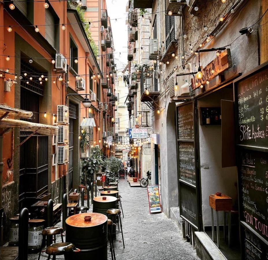 Casa Mires Appartamento Napoli Esterno foto