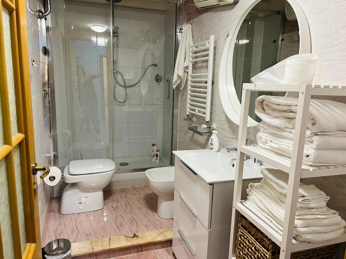 Casa Mires Appartamento Napoli Esterno foto